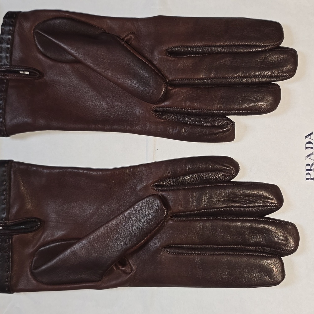 Prada Fig Nappa Gloves Size: 7 Color: Cacao Vintage & Authentic - Picture 6 of 16